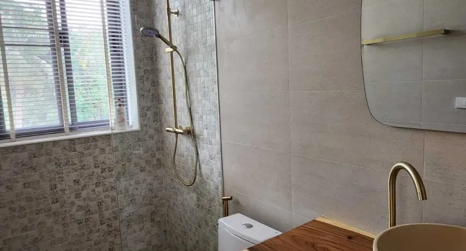 For sale 8 bedrooms villa in Ko Pha-ngan, Surat Thani