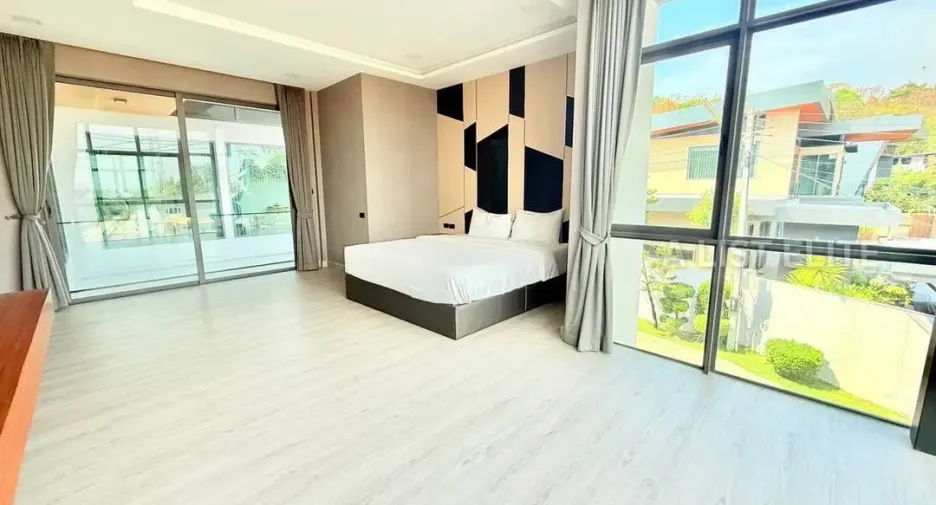 出租 4 卧室 独立屋 在 Bang Lamung, Chon Buri