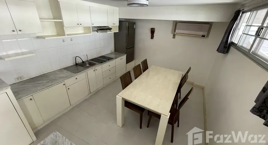 For sale 2 bedrooms condo in Bang Kapi, Bangkok
