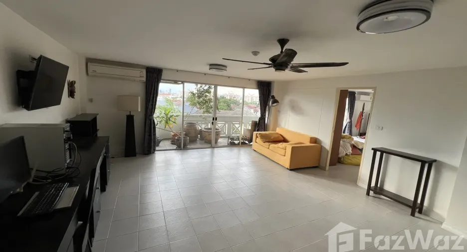For sale 2 bedrooms condo in Bang Kapi, Bangkok