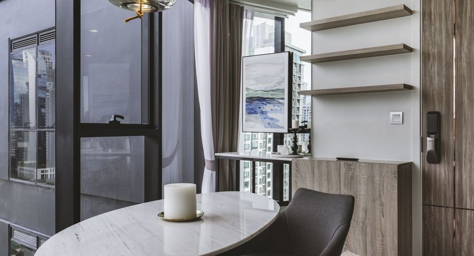 For rent 1 bed condo in Khlong Toei, Bangkok