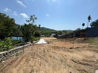 出售 土地 在 Phuket Town, 普吉