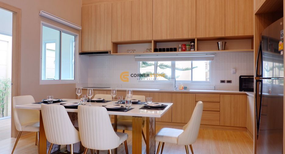 For rent そして for sale 4 ベッドルーム house in Bang Lamung, Chonburi