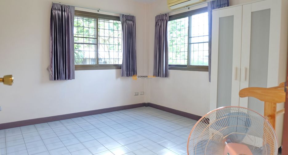 出租 4 卧室 独立屋 在 Sattahip, Chon Buri