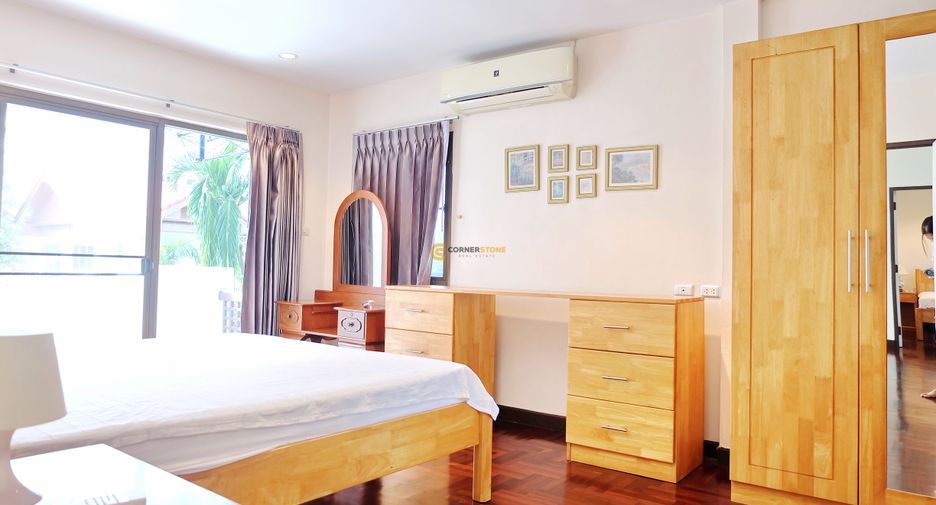出租 4 卧室 独立屋 在 Sattahip, Chon Buri
