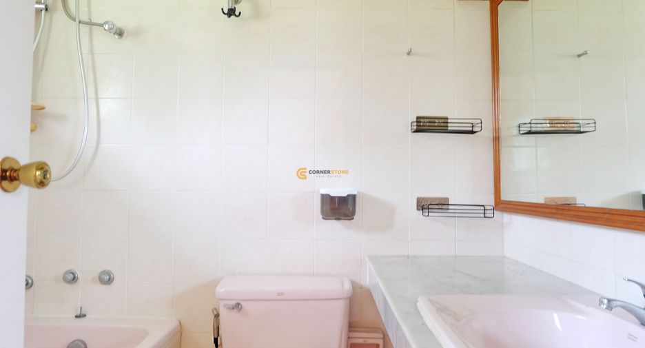 出租 4 卧室 独立屋 在 Sattahip, Chon Buri