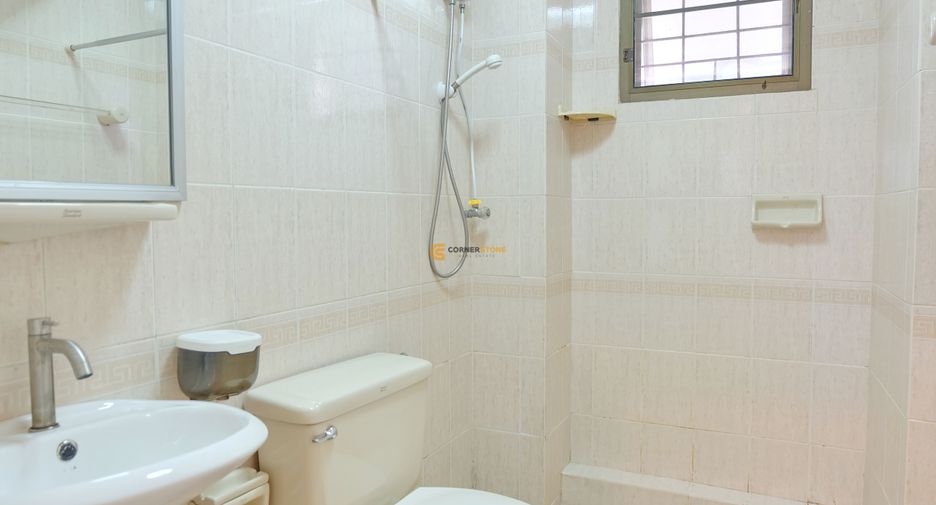 出租 4 卧室 独立屋 在 Sattahip, Chon Buri