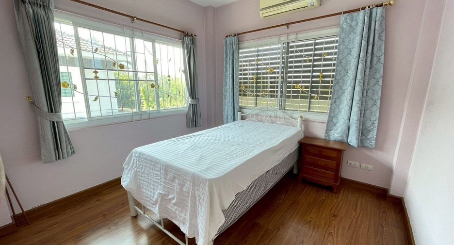 For rent 4 bedrooms house in Doi Saket, Chiang Mai