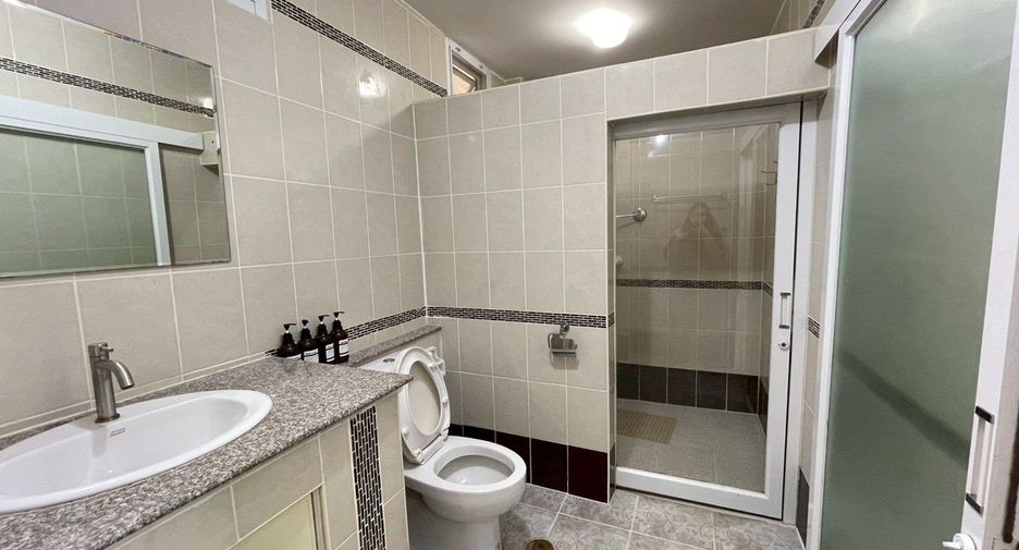For rent 4 bedrooms house in Doi Saket, Chiang Mai