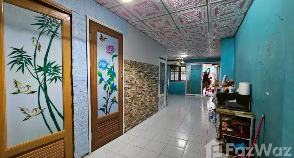 For sale 3 bedrooms townhouse in Sam Khok, Pathum Thani