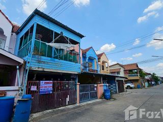 出售 3 卧室 联排别墅 在 Sam Khok, Pathum Thani