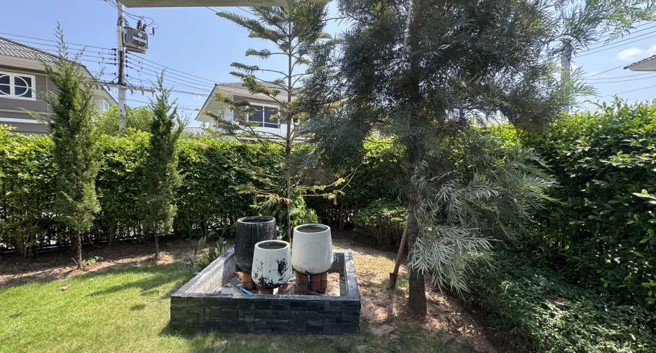 For sale 4 bedrooms house in Mueang Udon Thani, Udon Thani