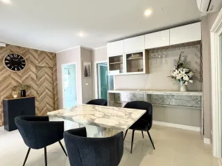 Продажа 4 спальни дом в Mueang Udon Thani, Удонтани