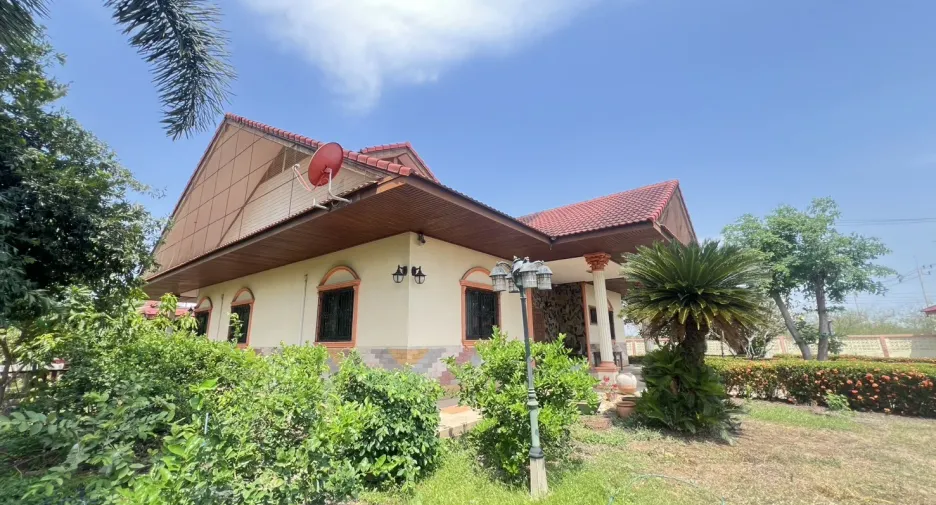 For sale land in Sam Chuk, Suphan Buri