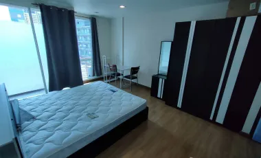 À vendre studio condo à Bang Rak, Bangkok