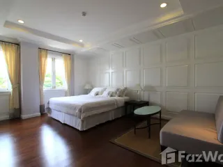 À louer 3 chambres appartement à Khlong Toei, Bangkok