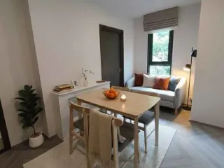For rent 2 bedrooms condo in Bangkok Noi, Bangkok