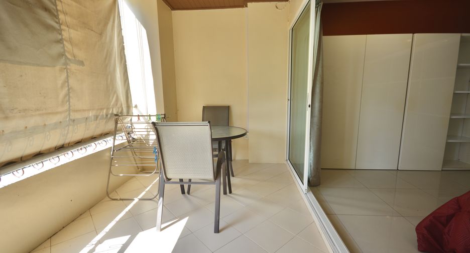 For sale 1 bed condo in Bang Lamung, Chonburi