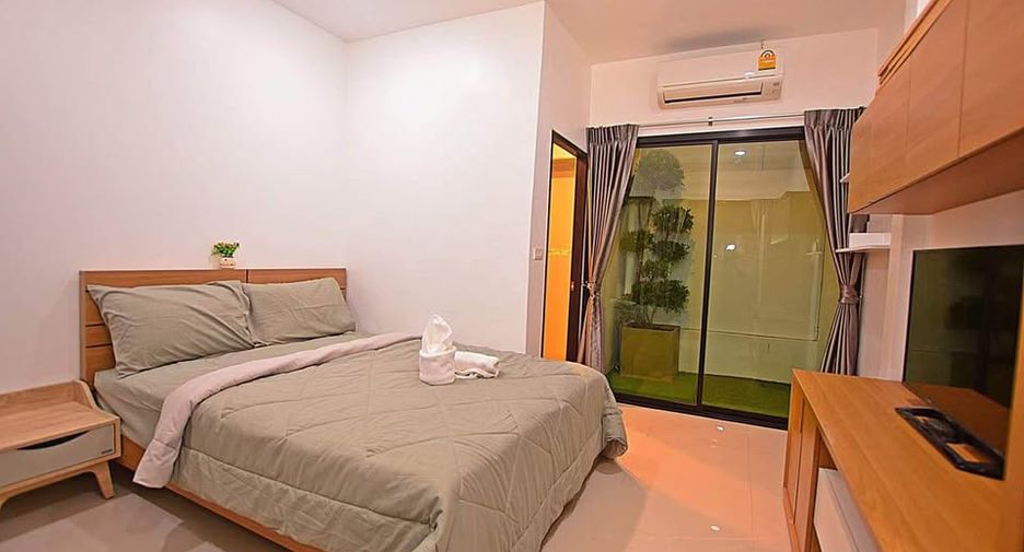À louer 5 chambres maison à Bang Lamung, Chonburi