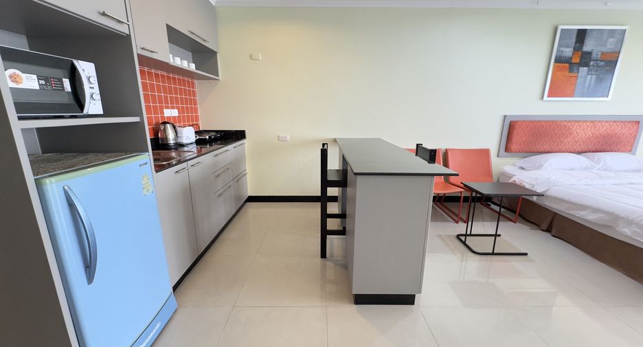 For sale 1 bed condo in Bang Lamung, Chonburi