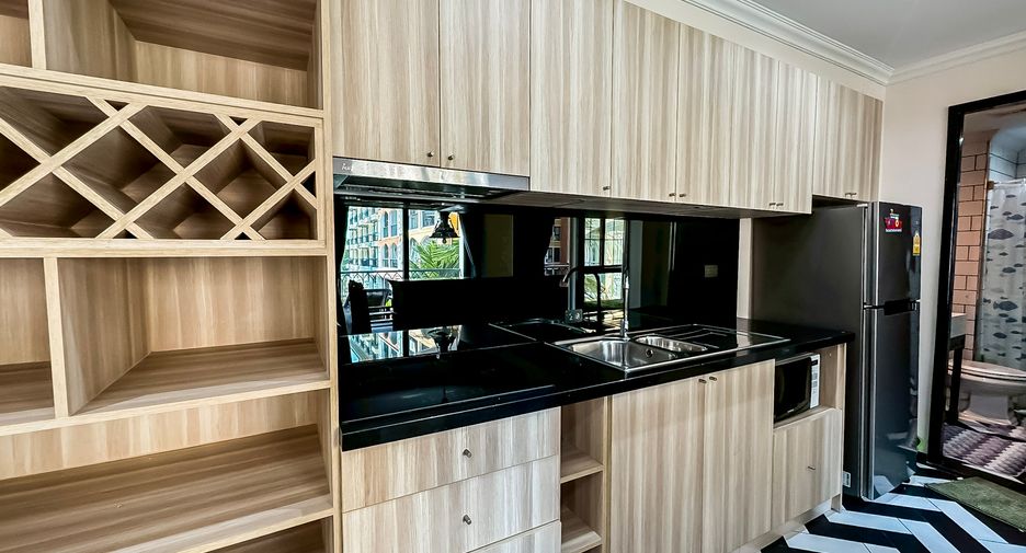 For sale 2 bedrooms condo in Bang Lamung, Chonburi