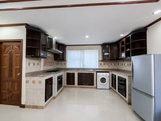 For rent 4 bedrooms house in Bang Lamung, Chonburi