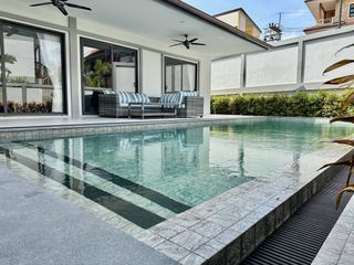 Casa en alquiler de 4 habitaciones en Bang Lamung, Chonburi