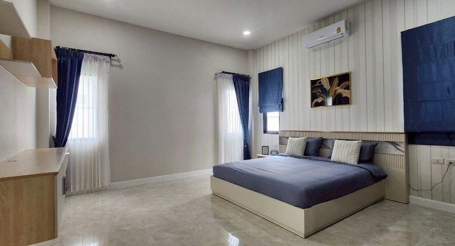 Haus zum Kauf mit 4 Zimmer in Bang Lamung, Chonburi