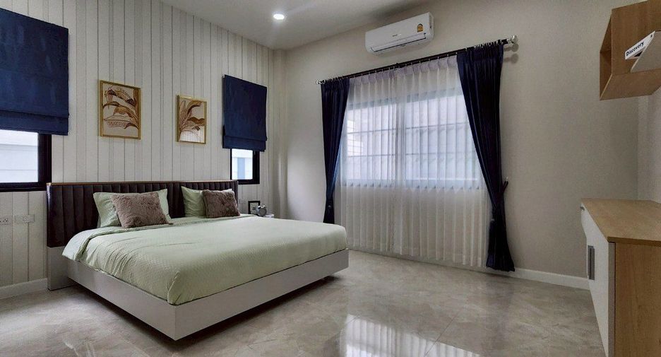 Haus zum Kauf mit 4 Zimmer in Bang Lamung, Chonburi