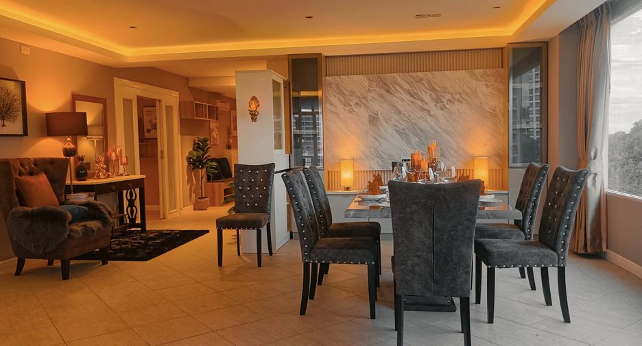 For rent 3 bedrooms condo in Bang Lamung, Chonburi