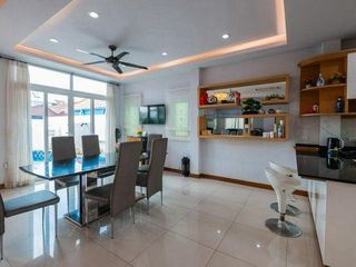 À vendre 5 chambres maison à Bang Lamung, Chonburi