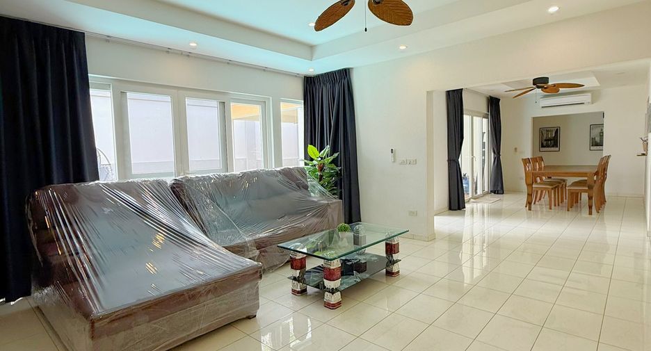 出租 3 卧室 独立屋 在 Bang Lamung, Chon Buri