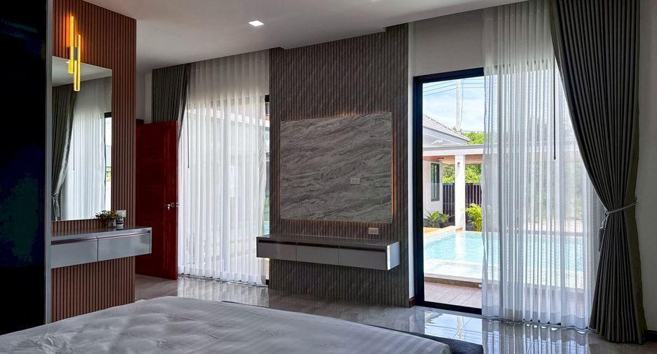 For sale 3 bedrooms house in Sattahip, Chonburi