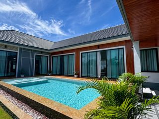For sale 3 bedrooms house in Bang Saray, Pattaya