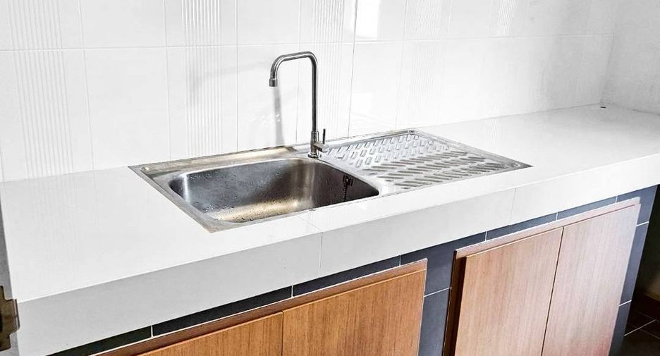 Haus zur Miete mit 3 Zimmer in Bang Lamung, Chonburi