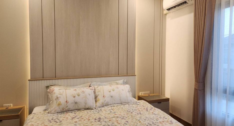 Casa en alquiler de 3 habitaciones en Bang Lamung, Chonburi
