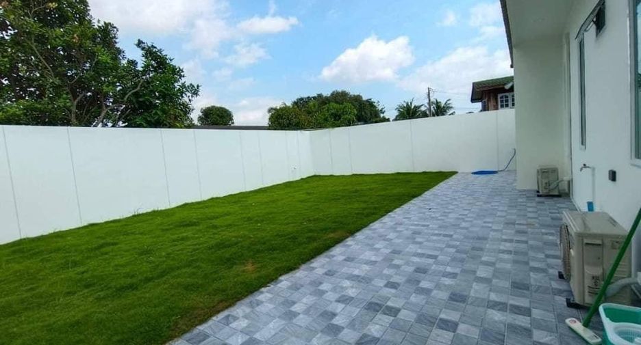 Haus zur Miete mit 3 Zimmer in Bang Lamung, Chonburi