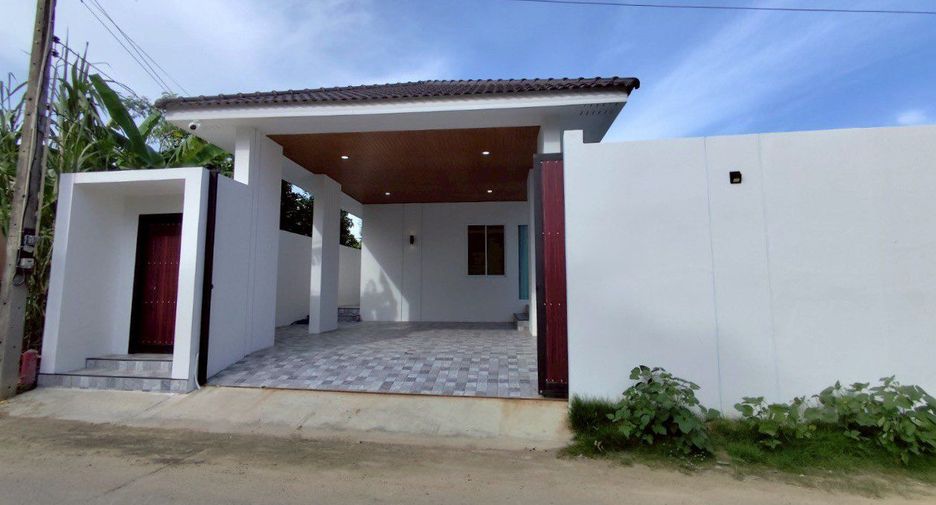 Haus zur Miete mit 3 Zimmer in Bang Lamung, Chonburi