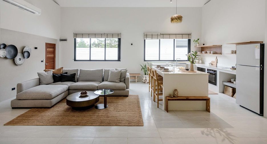 For sale 4 bedrooms villa in Ko Pha-ngan, Surat Thani