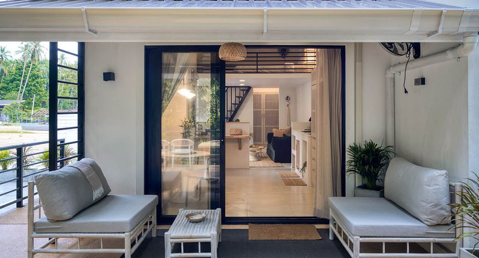 For sale 4 bedrooms villa in Ko Pha-ngan, Surat Thani