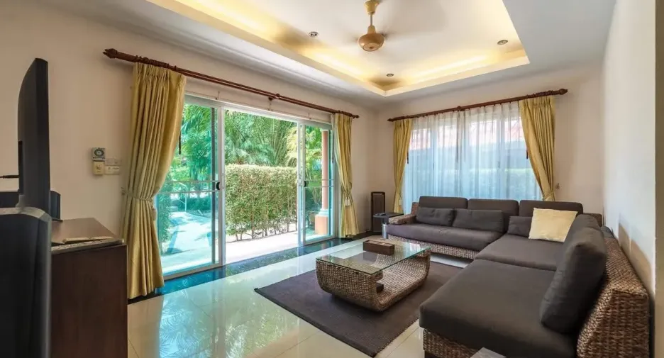 For sale and for rent 3 bedrooms villa in Mueang Phuket, Phuket