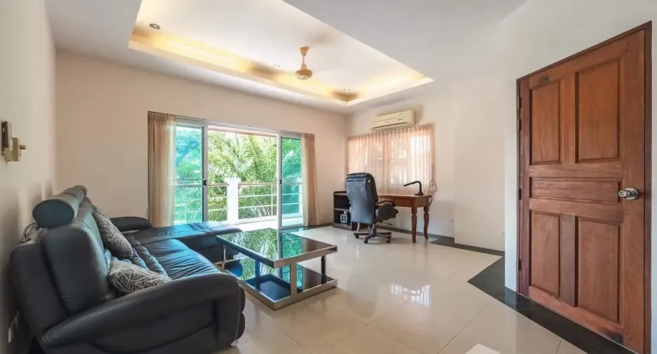 For sale and for rent 3 bedrooms villa in Mueang Phuket, Phuket