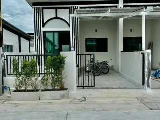For Rent 2 Bedroom House In Bang Lamung, Chonburi
