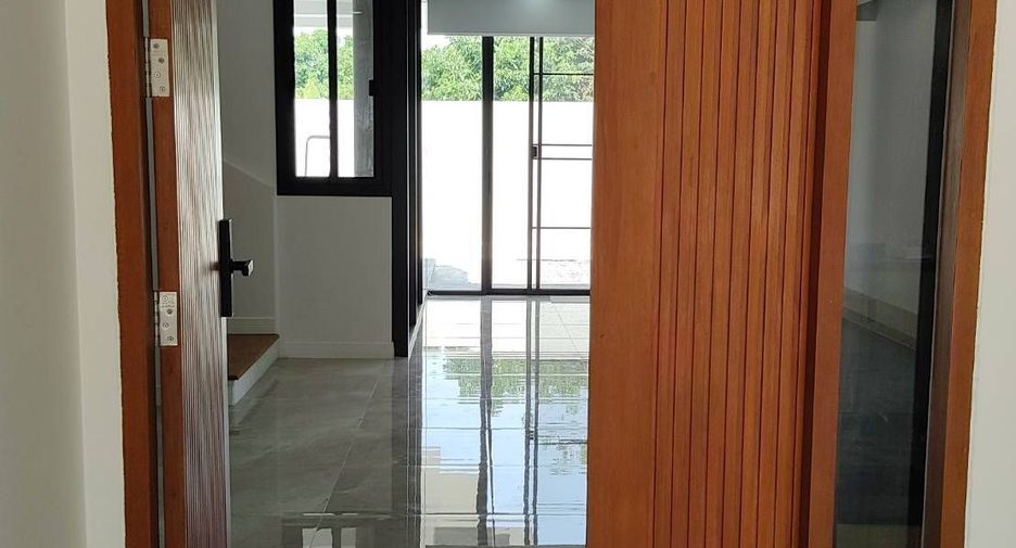 Casa en venta de 3 habitaciones en Mueang Chiang Mai, Chiang Mai