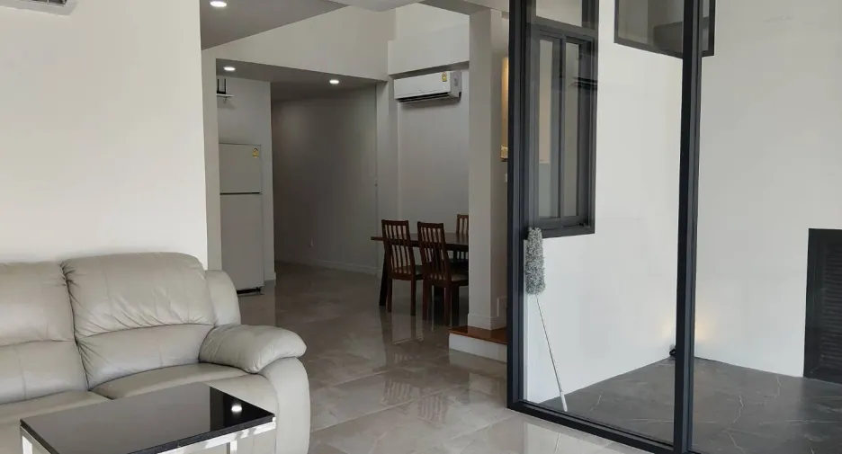 For sale 3 bedrooms house in Mueang Chiang Mai, Chiang Mai