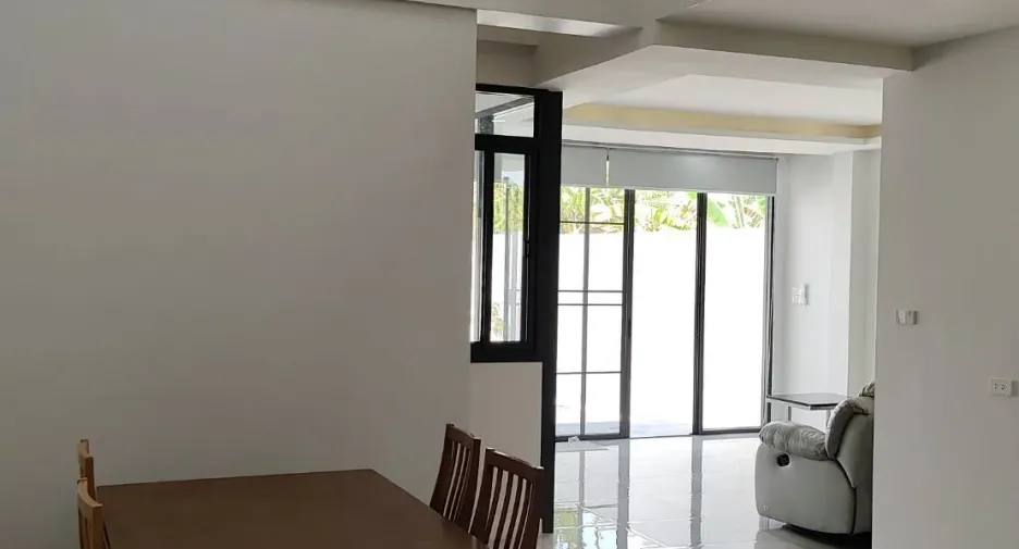 For sale 3 bedrooms house in Mueang Chiang Mai, Chiang Mai