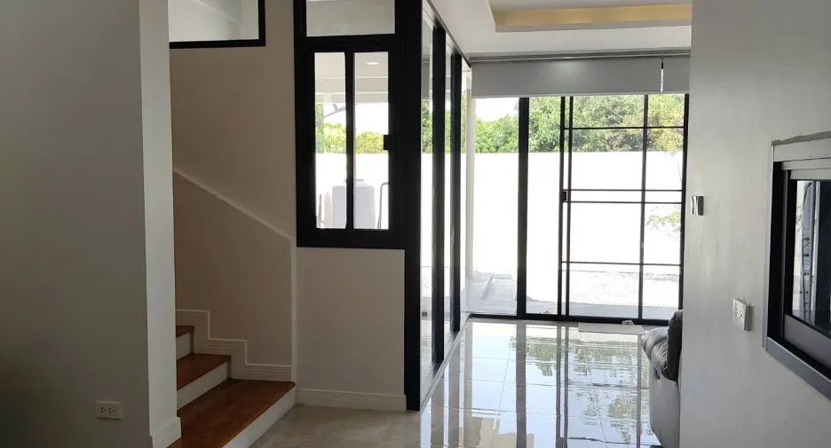 For sale 3 bedrooms house in Mueang Chiang Mai, Chiang Mai