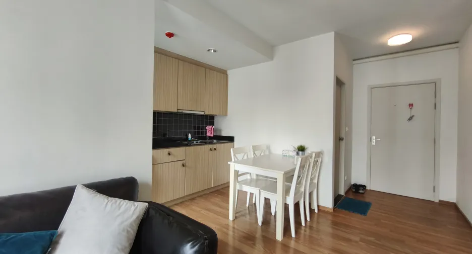 Wohnung zur Miete mit 2 Zimmer in Mueang Samut Prakan, Samut Prakan