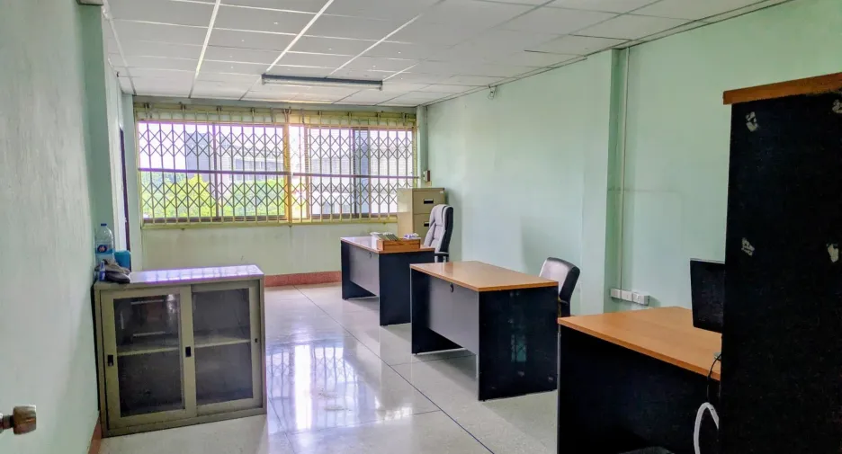 For rent 16 bedrooms house in Chom Thong, Bangkok
