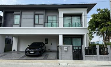 Haus zur Miete mit 4 Zimmer in Bang Phli, Samut Prakan